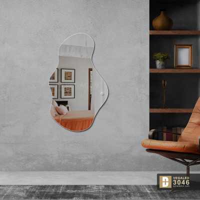 Şekilli Kesim Ledli Dokunmatik Butonlu Dekoratif Ayna VEGALED3046
